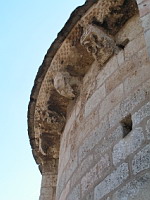 Lescure-d'Albigeois, Eglise St-Michel, Chevet, Modillons (5)